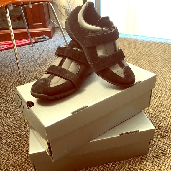 Men’s designer sneakers - Picture 1 of 2